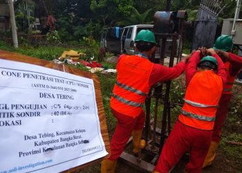 Pelaksanaan uji jasa sondir tanah Bangka Barat menggunakan alat CPT di Desa Tebing